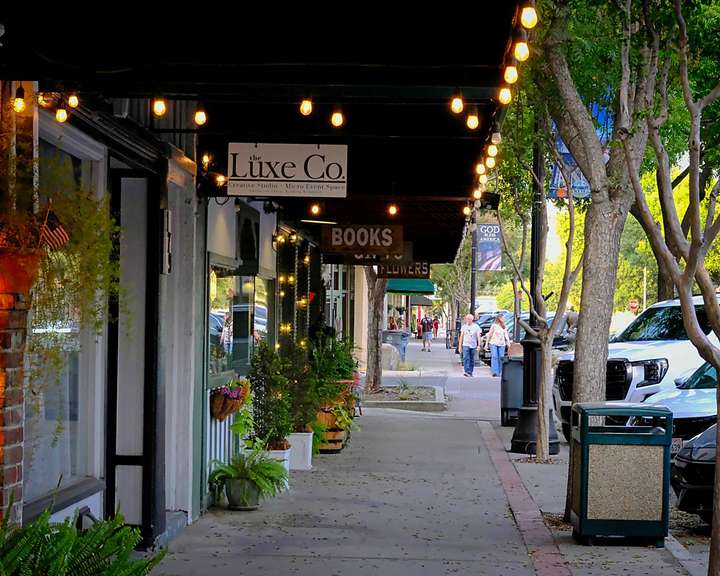 Downtown Exeter 1